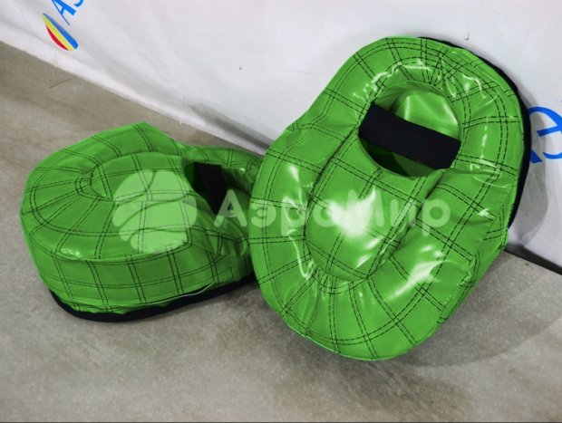 Гигантские лапти Гигантские лапти