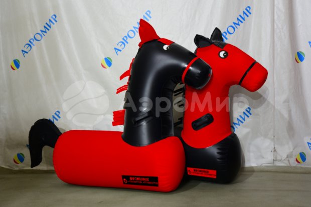 Лошадиные скачки Лошадиные скачки