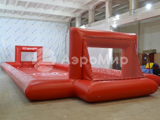 Скользкий футбол Скользкий футбол