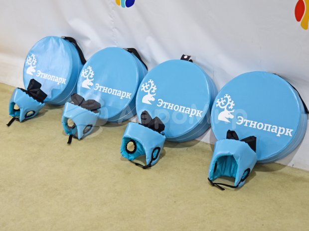 Бой подушками Бой подушками