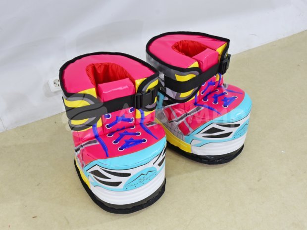 Гигантские ботинки Гигантские ботинки