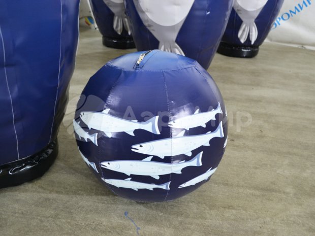 Большие кегли с мячом Большие кегли с мячом