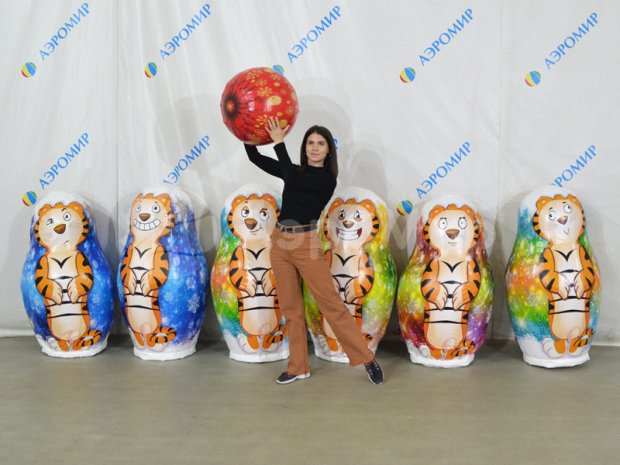 Большие кегли с мячом Большие кегли с мячом