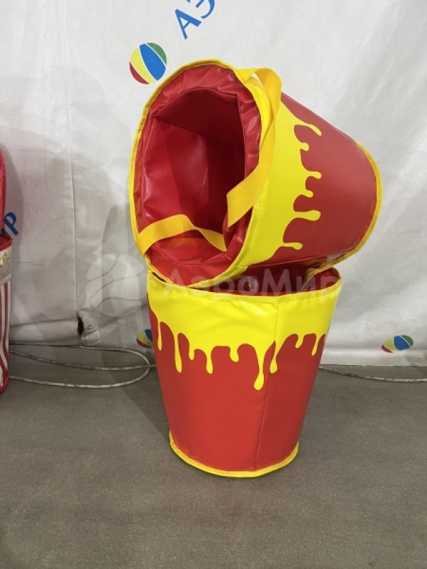 Забег в ведрах Забег в ведрах