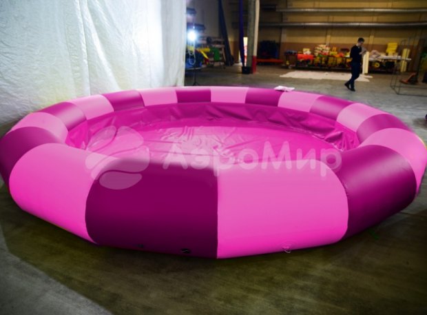 Круглый бассейн Круглый бассейн