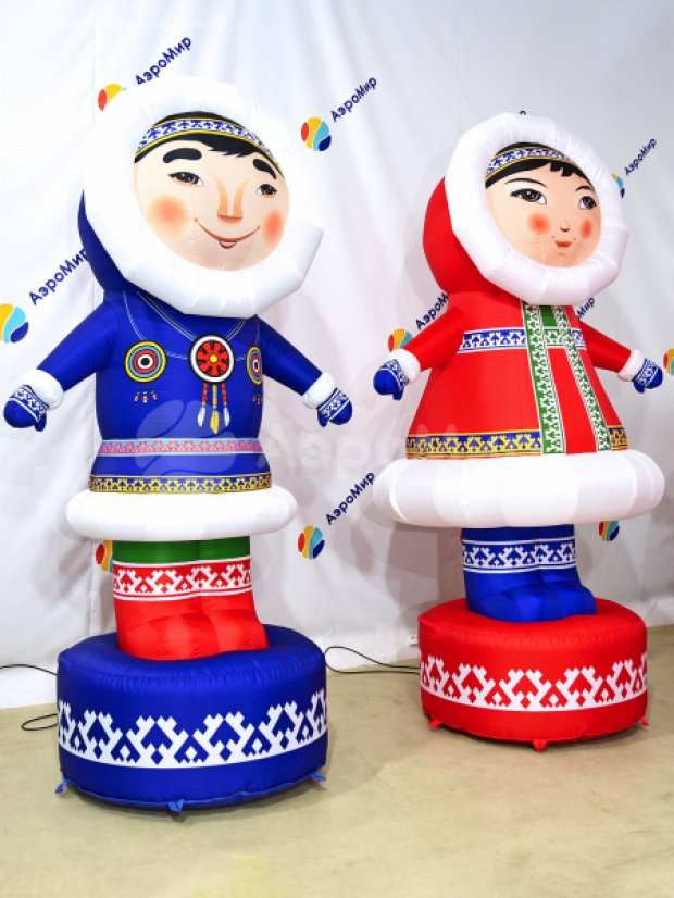 Фигуры в национальных костюмах Фигуры в национальных костюмах