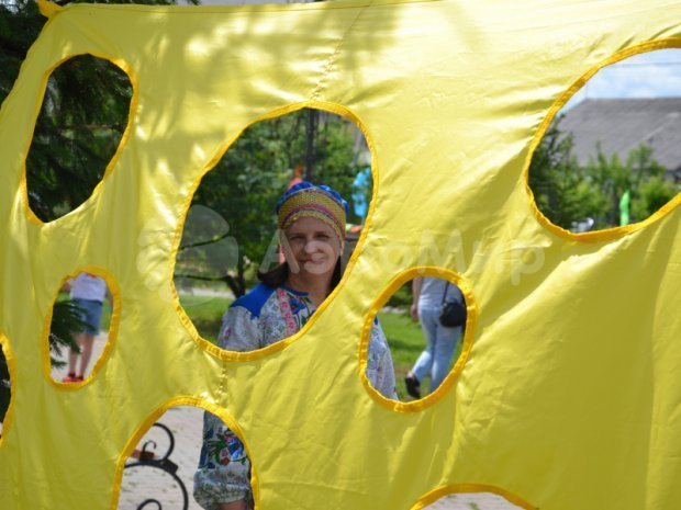 Гигантский сыр Гигантский сыр