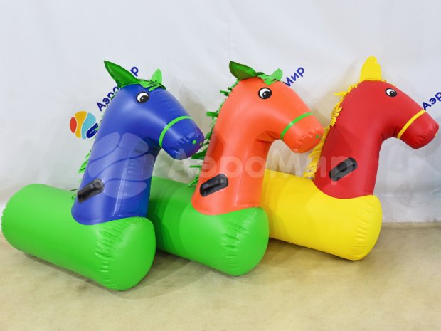 Лошадиные скачки Лошадиные скачки