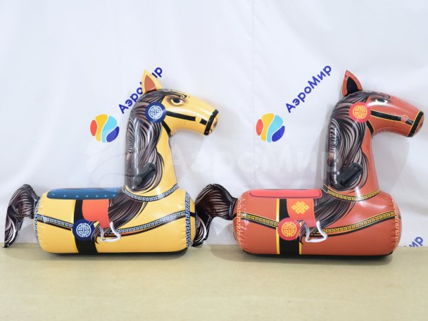 Лошадиные скачки Лошадиные скачки