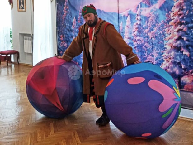 Мяч ТПУ с чехлом Мяч ТПУ с чехлом