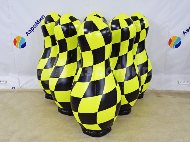 Надувные кегли с мячом Надувные кегли с мячом