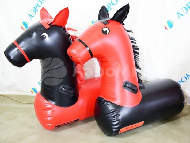 Лошадиные скачки Лошадиные скачки