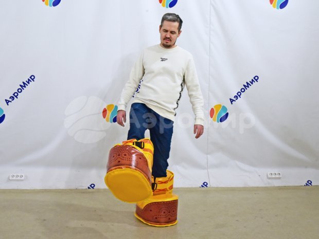 Гигантские ботинки Гигантские ботинки