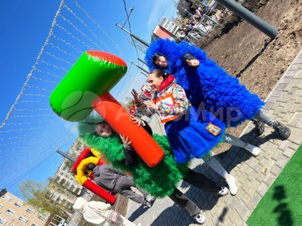 Гигантский молоток Гигантский молоток