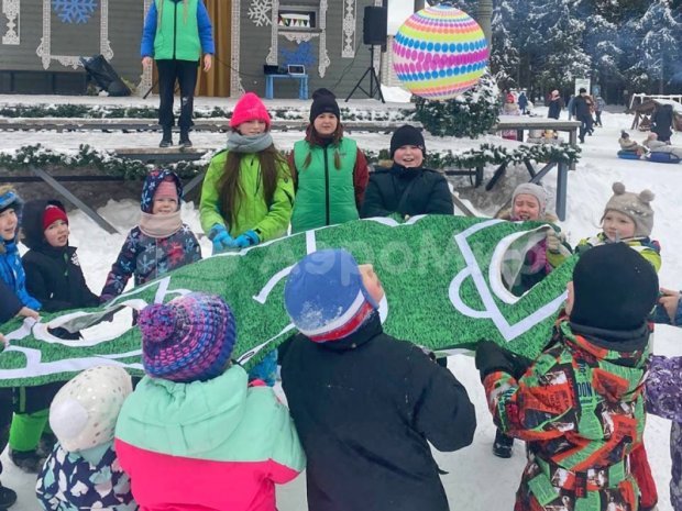Футбольное поле Футбольное поле