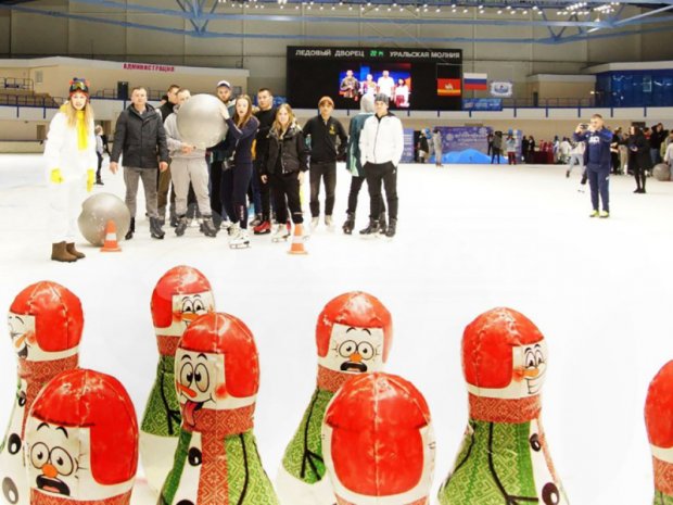 Гигантский боулинг Гигантский боулинг