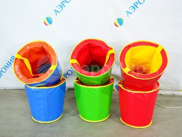 Забег в ведрах Забег в ведрах