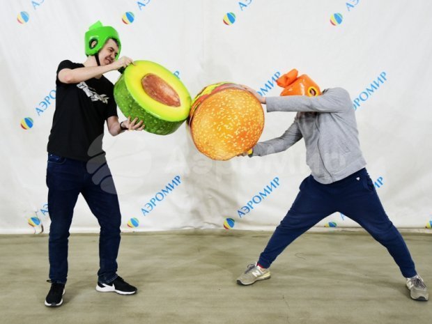 Бой подушками Бой подушками