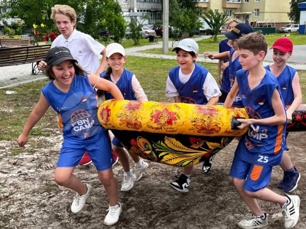 Гигантская ложка Гигантская ложка