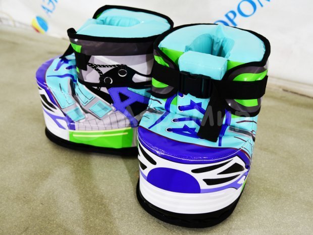 Гигантские ботинки Гигантские ботинки