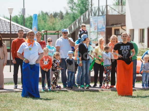 Бег в мешках Бег в мешках