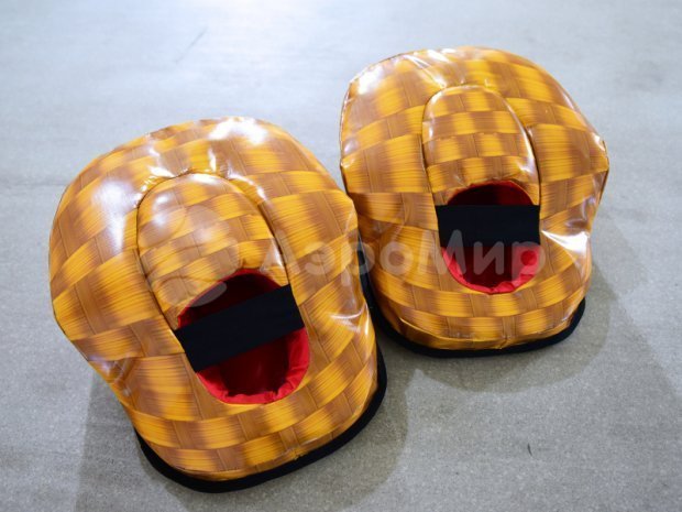 Гигантские лапти Гигантские лапти