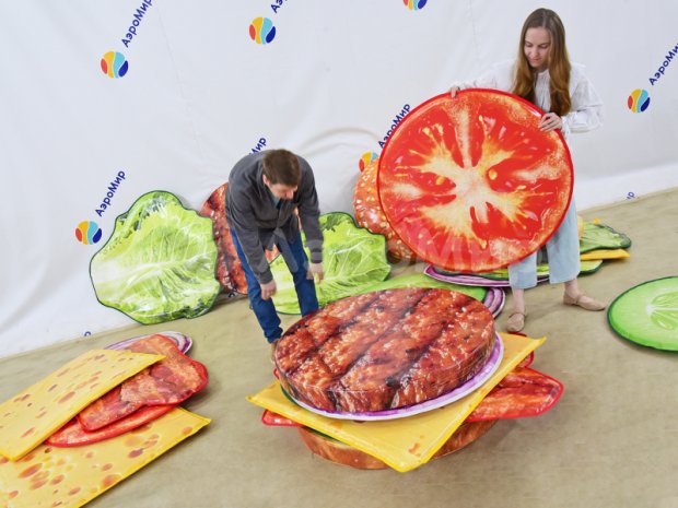 Мега бургер Мега бургер