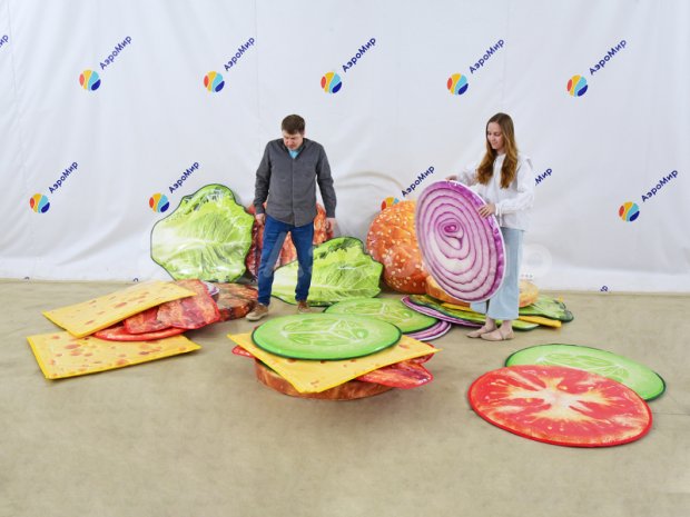 Мега бургер Мега бургер