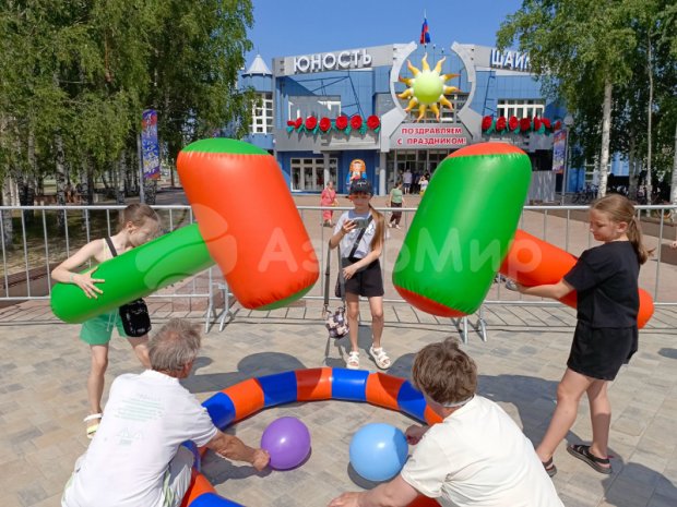 Гигантский молоток Гигантский молоток