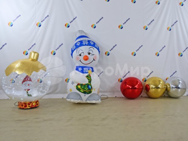 Снеговик с ёлкой Снеговик с ёлкой