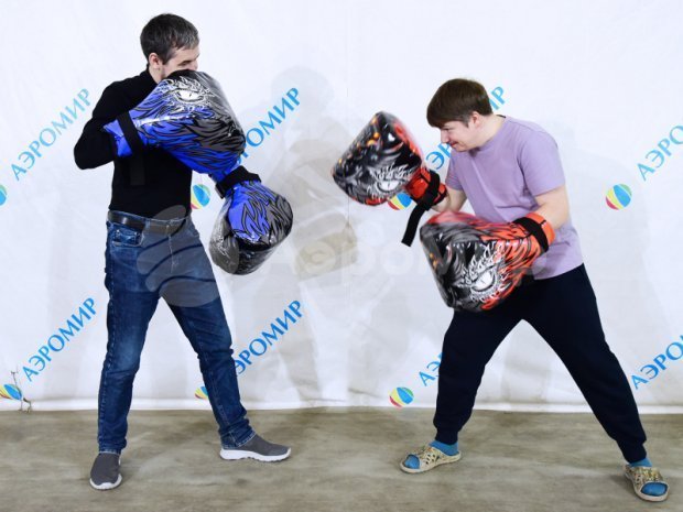 Гигантские перчатки Гигантские перчатки