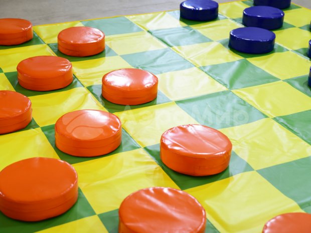 Гигантские шашки Гигантские шашки