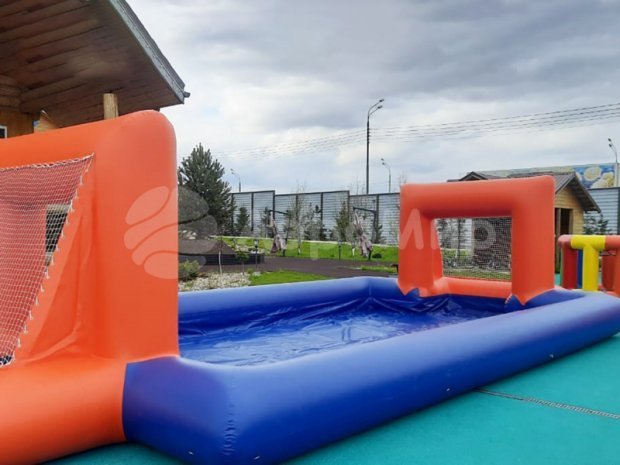 Скользкий футбол Скользкий футбол