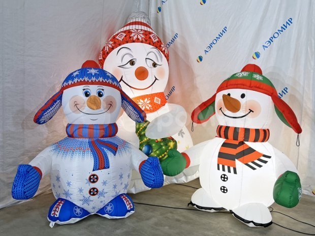 Снеговик с ёлкой Снеговик с ёлкой