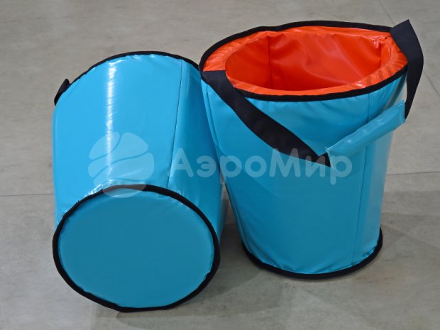 Забег в ведрах Забег в ведрах