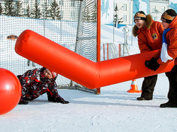 Зимнее игровое оборудование