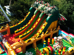 Надувные горки-батуты