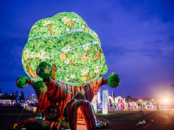 Праздничные надувные палатки