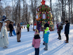 Организация новогодней игровой площадки