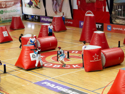 Надувные укрытия и игровые поля