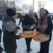 Поймай Блины — народные забавы