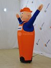 Аэромен с машущей рукой средней сложности
