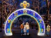 Новогодние часы — большая праздничная арка