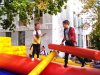 Бой на бревне — командный аттракцион на два участника