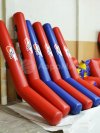 Гигантский хоккей — огромные клюшки и шайба для развлечения и командных игр