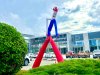Фигура аэромена на двух ногах с логотипом