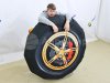 Надувная покрышка — реквизит для игр и состязаний
