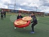 Командная забава — лови сковородкой