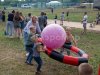 Гигантская игровая ракетка