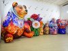Надувной медведь — национальный символ на площадке